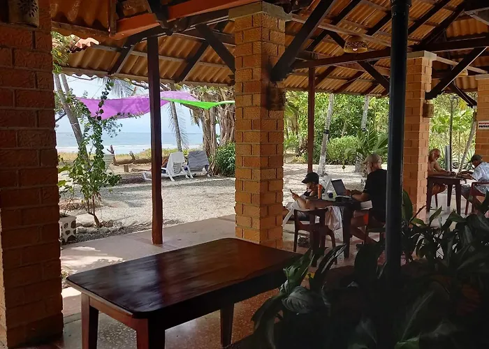 Brisas Del Pacifico Sámara